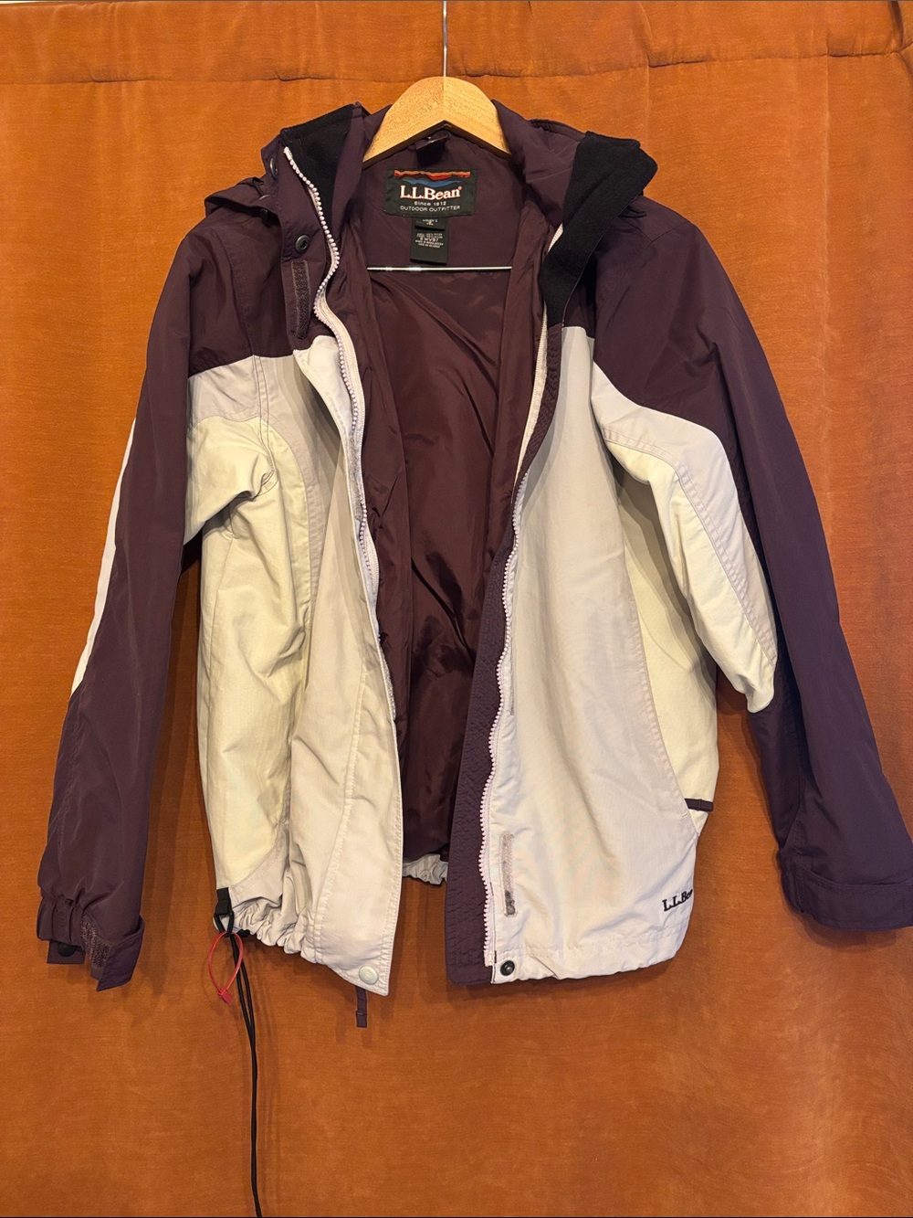 L.L. Bean Women’s Purple and Cream Ski Jacket with Hood